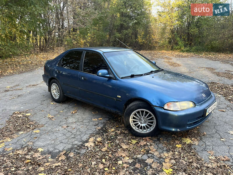 Седан Honda Civic 1994 в Литине
