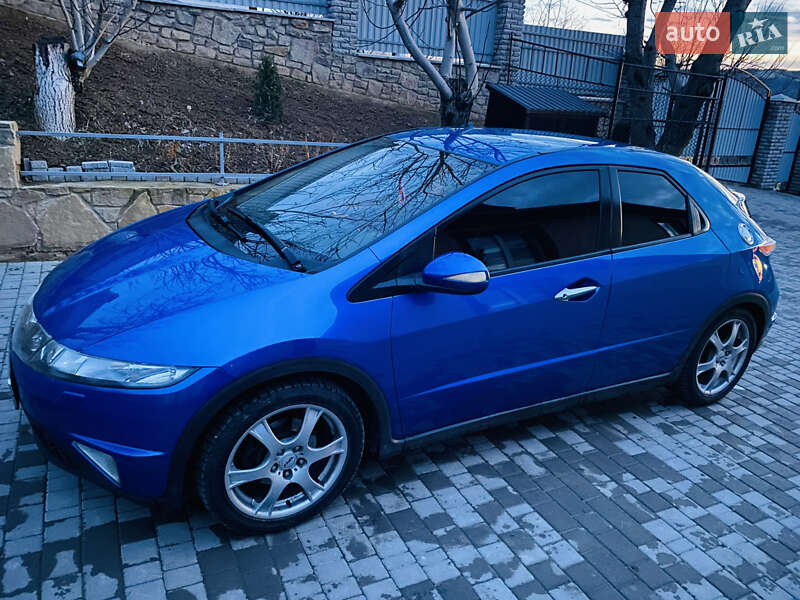 Хэтчбек Honda Civic 2007 в Могилев-Подольске фото 26 Хэтчбек Honda Civic 2007 в Могилев-Подольске