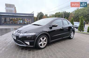 Хэтчбек Honda Civic 2008 в Яготине