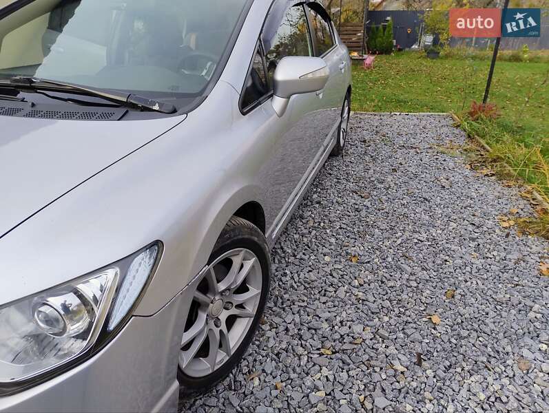 Седан Honda Civic 2008 в Львове фото 5 Седан Honda Civic 2008 в Львове