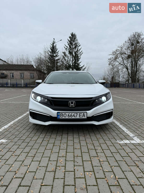 Седан Honda Civic 2019 в Тернополе