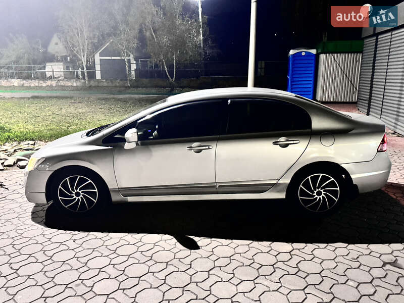 Седан Honda Civic 2007 в Могилев-Подольске