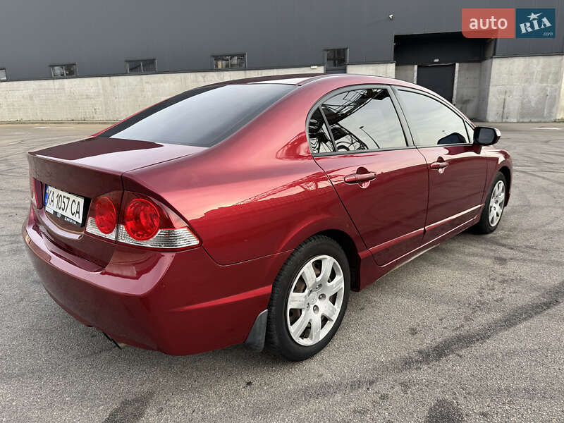 Седан Honda Civic 2008 в Киеве