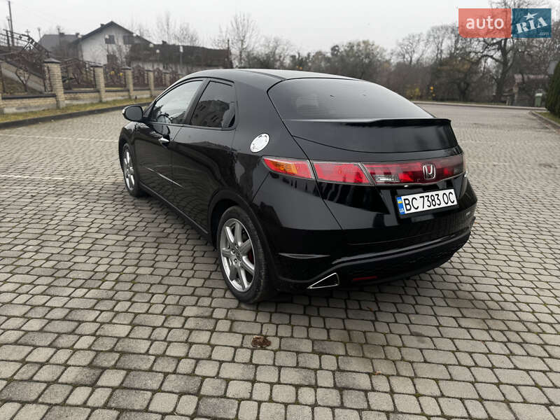 Хэтчбек Honda Civic 2006 в Львове фото 6 Хэтчбек Honda Civic 2006 в Львове