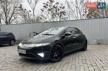 Хэтчбек Honda Civic 2008 в Днепре