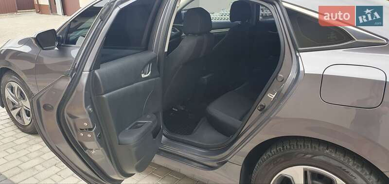 Седан Honda Civic 2019 в Тернополе