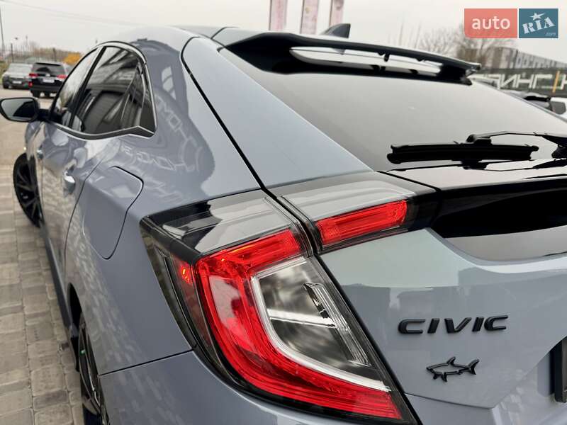 Хэтчбек Honda Civic 2019 в Киеве