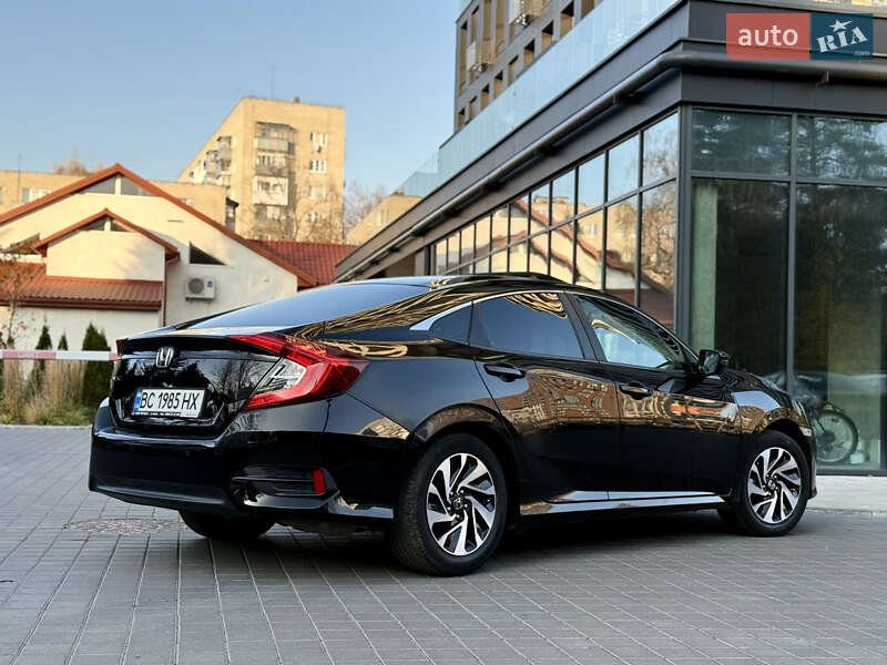 Седан Honda Civic 2018 в Львове фото 12 Седан Honda Civic 2018 в Львове