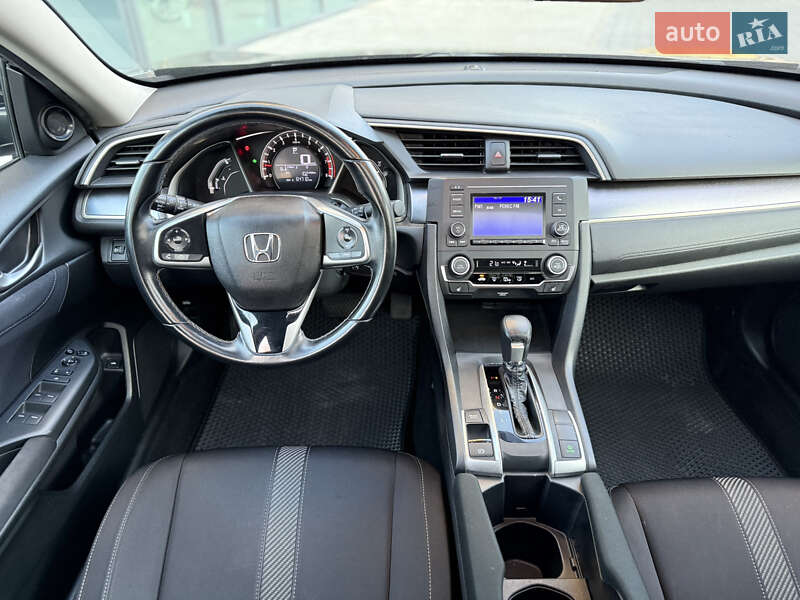Седан Honda Civic 2018 в Львове фото 37 Седан Honda Civic 2018 в Львове