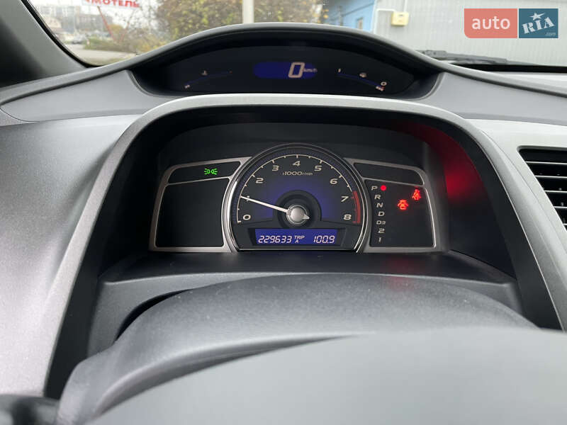 Седан Honda Civic 2008 в Полтаве