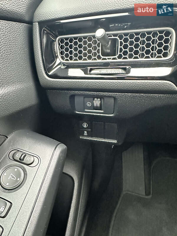 Хэтчбек Honda Civic 2023 в Броварах фото 30 Хэтчбек Honda Civic 2023 в Броварах