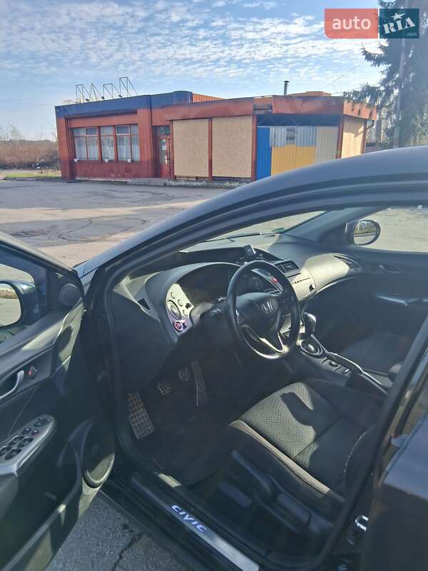 Хэтчбек Honda Civic 2010 в Житомире фото 7 Хэтчбек Honda Civic 2010 в Житомире