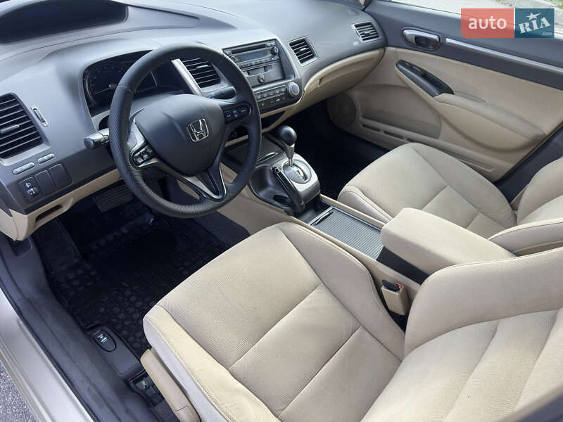 Седан Honda Civic 2008 в Киеве