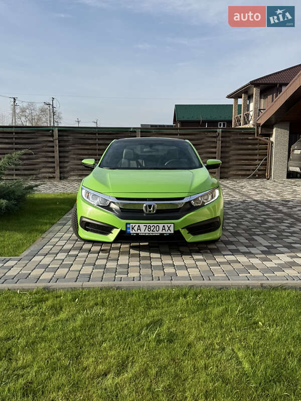Купе Honda Civic 2016 в Киеве фото 2 Купе Honda Civic 2016 в Киеве