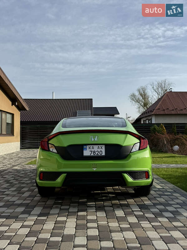 Купе Honda Civic 2016 в Киеве фото 9 Купе Honda Civic 2016 в Киеве