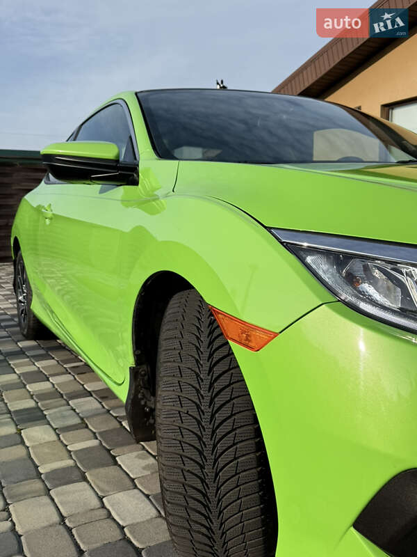 Купе Honda Civic 2016 в Киеве фото 18 Купе Honda Civic 2016 в Киеве