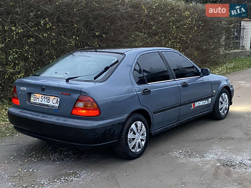 Лифтбек Honda Civic 1996 в Виннице фото 4 Лифтбек Honda Civic 1996 в Виннице