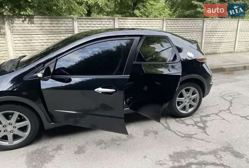 Хэтчбек Honda Civic 2008 в Могилев-Подольске фото 32 Хэтчбек Honda Civic 2008 в Могилев-Подольске