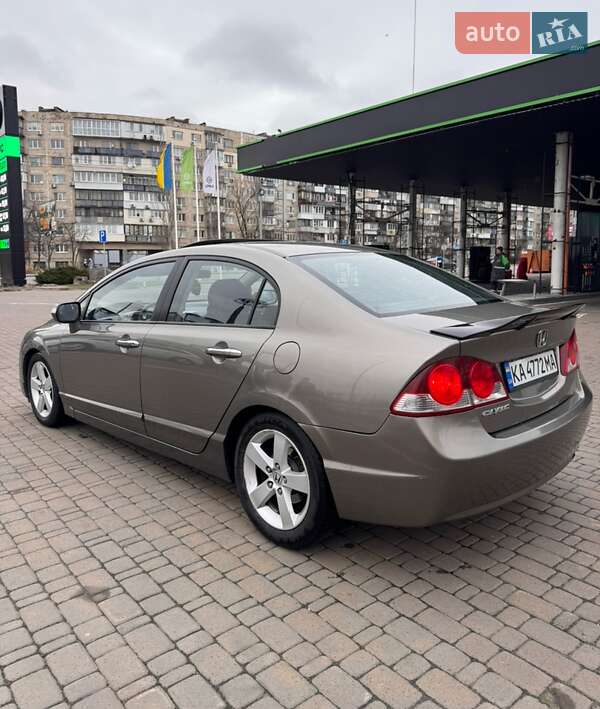 Седан Honda Civic 2007 в Киеве фото 5 Седан Honda Civic 2007 в Киеве