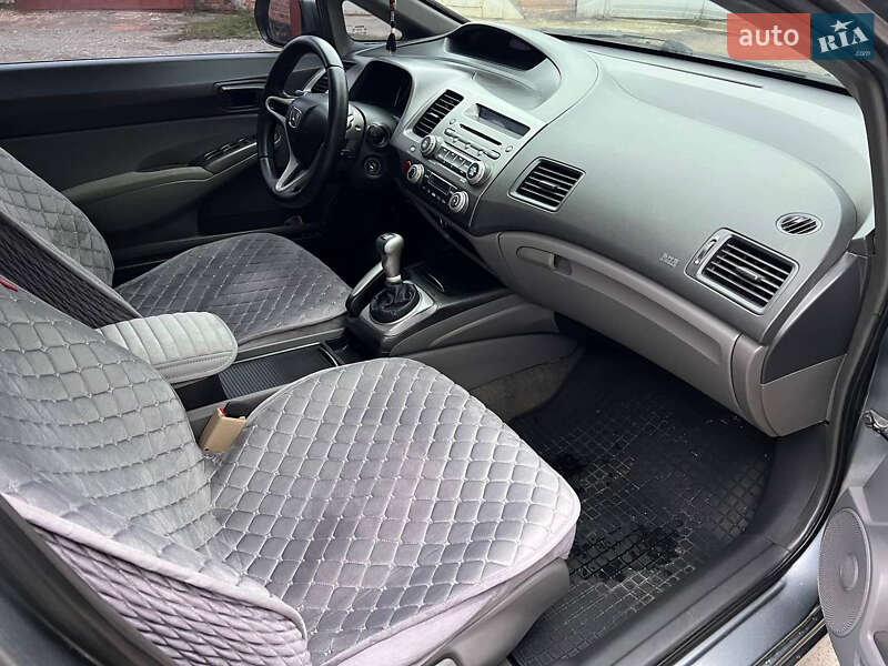 Седан Honda Civic 2008 в Полтаві