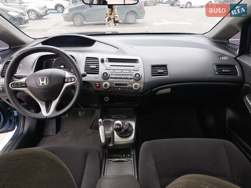 Седан Honda Civic 2007 в Киеве