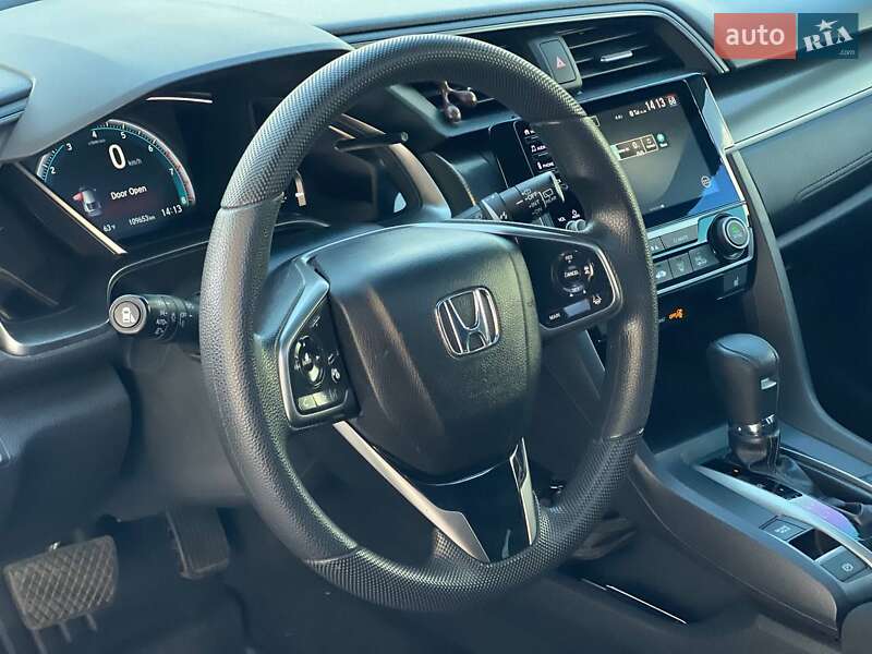 Хэтчбек Honda Civic 2019 в Запорожье