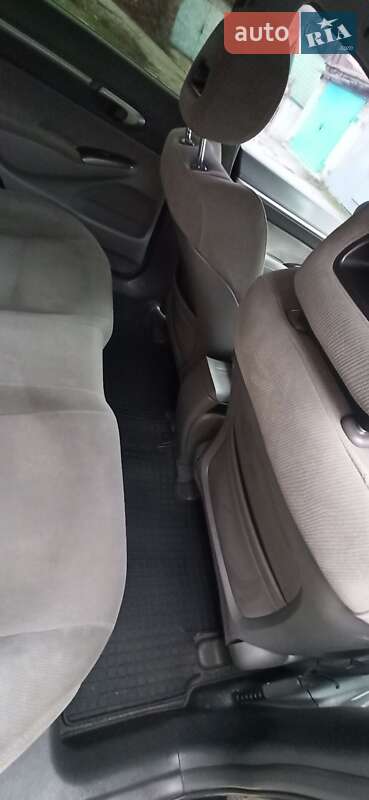 Седан Honda Civic 2007 в Дніпрі