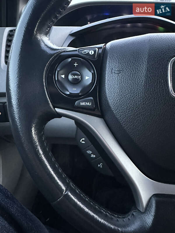 Седан Honda Civic 2012 в Днепре