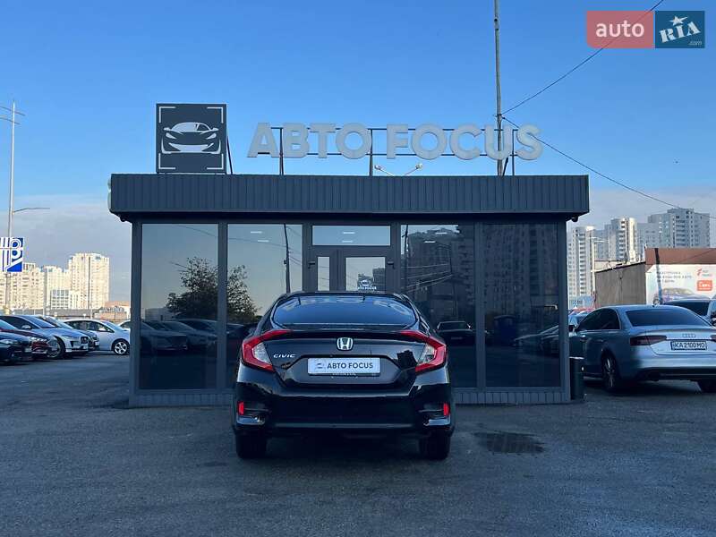 Седан Honda Civic 2017 в Киеве фото 7 Седан Honda Civic 2017 в Киеве