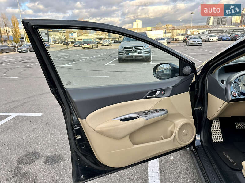 Хэтчбек Honda Civic 2008 в Киеве