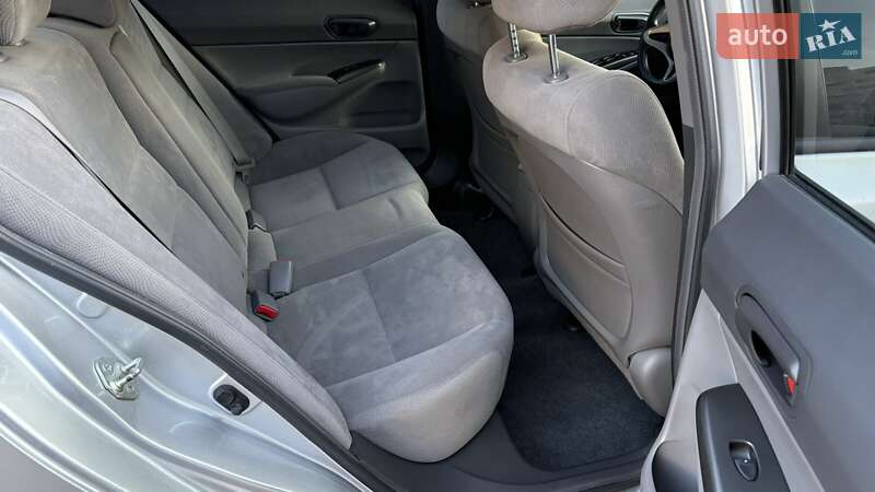 Седан Honda Civic 2008 в Киеве