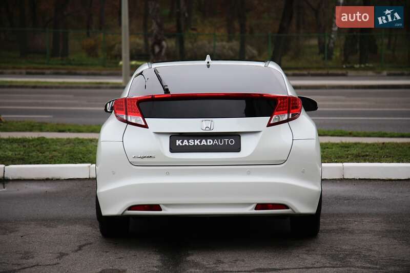 Хэтчбек Honda Civic 2012 в Харькове