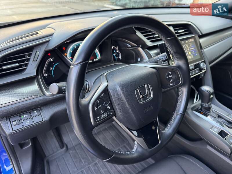 Хэтчбек Honda Civic 2018 в Харькове