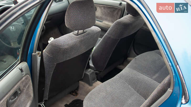 Седан Honda Civic 1994 в Одесі