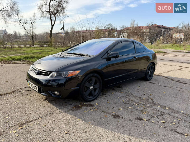 Купе Honda Civic 2007 в Днепре