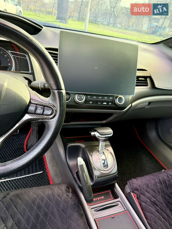 Купе Honda Civic 2007 в Днепре
