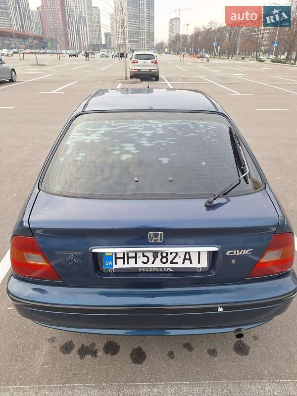 Лифтбек Honda Civic 1997 в Киеве фото 6 Лифтбек Honda Civic 1997 в Киеве