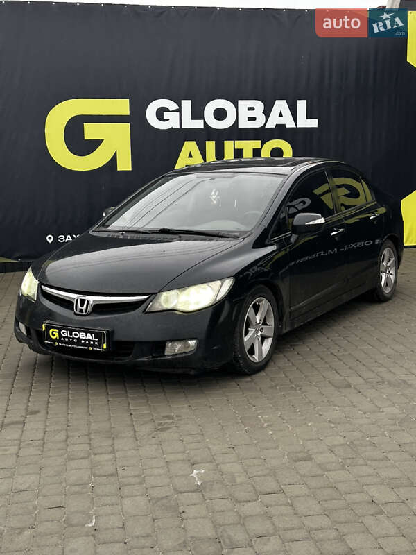 Седан Honda Civic 2008 в Львове