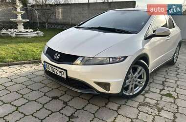 Хэтчбек Honda Civic 2010 в Киеве