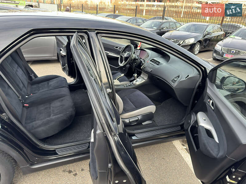 Хетчбек Honda Civic 2008 в Києві