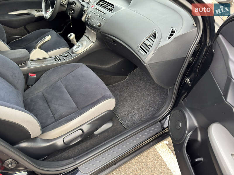 Хетчбек Honda Civic 2008 в Києві