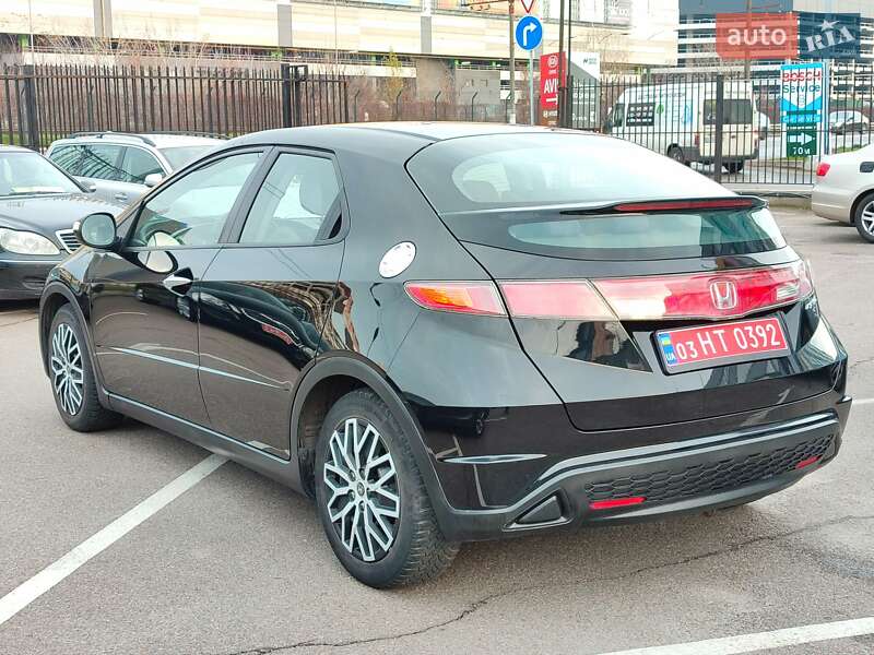 Хетчбек Honda Civic 2008 в Києві