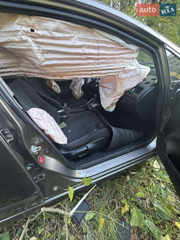 Седан Honda Civic 2008 в Чернігові