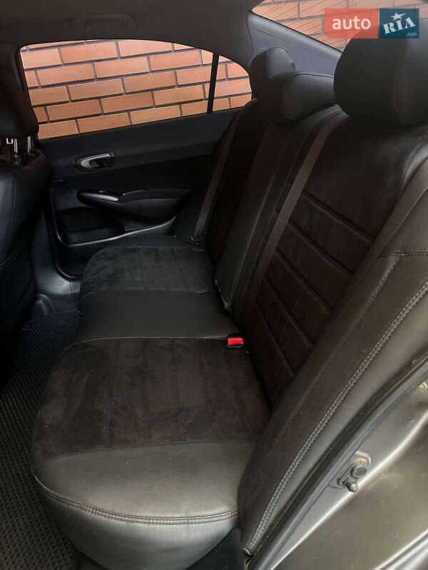 Седан Honda Civic 2007 в Дніпрі