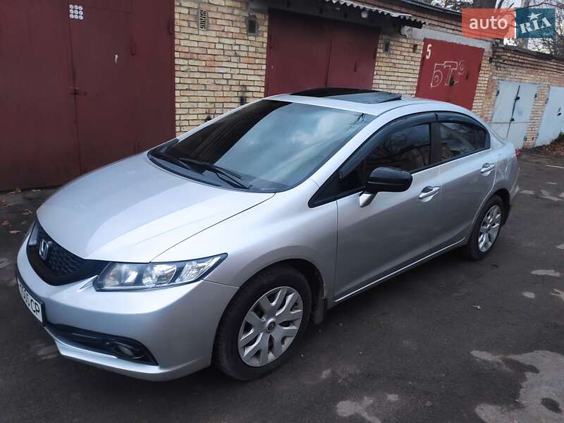 Седан Honda Civic 2014 в Киеве фото Седан Honda Civic 2014 в Киеве