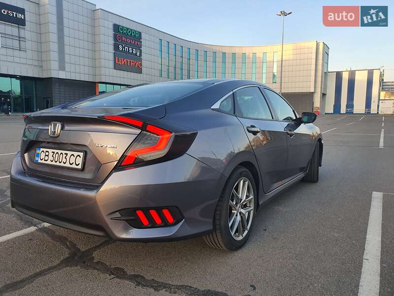 Седан Honda Civic 2017 в Чернігові