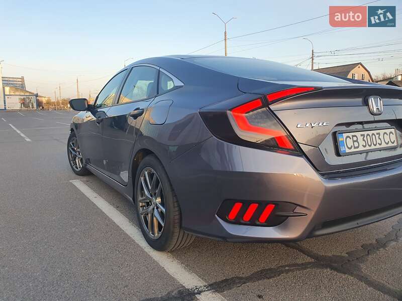Седан Honda Civic 2017 в Чернігові