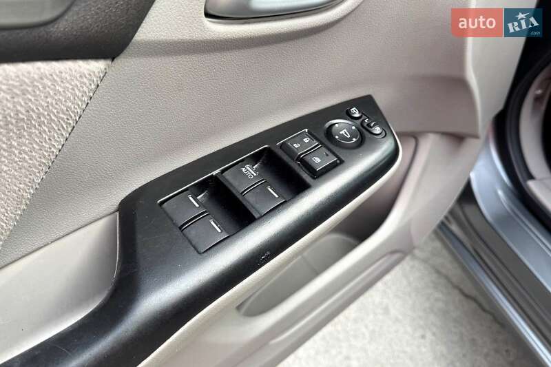 Седан Honda Civic 2012 в Києві