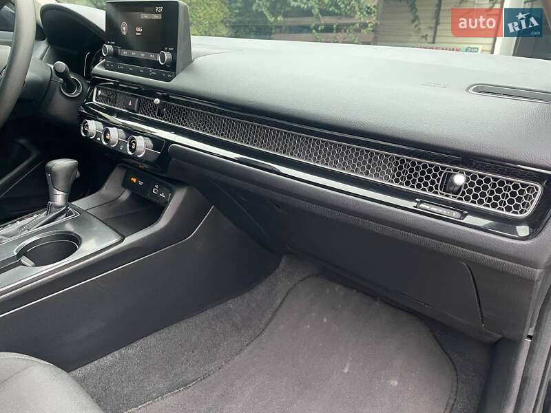 Хэтчбек Honda Civic 2022 в Киеве