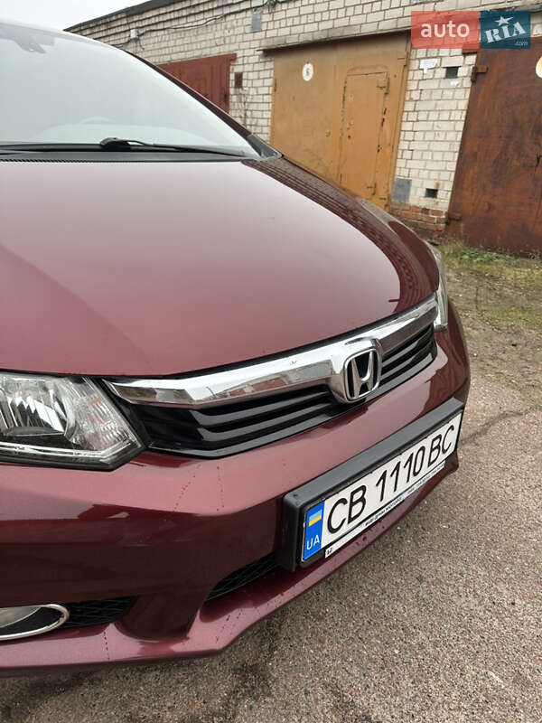 Седан Honda Civic 2012 в Чернігові